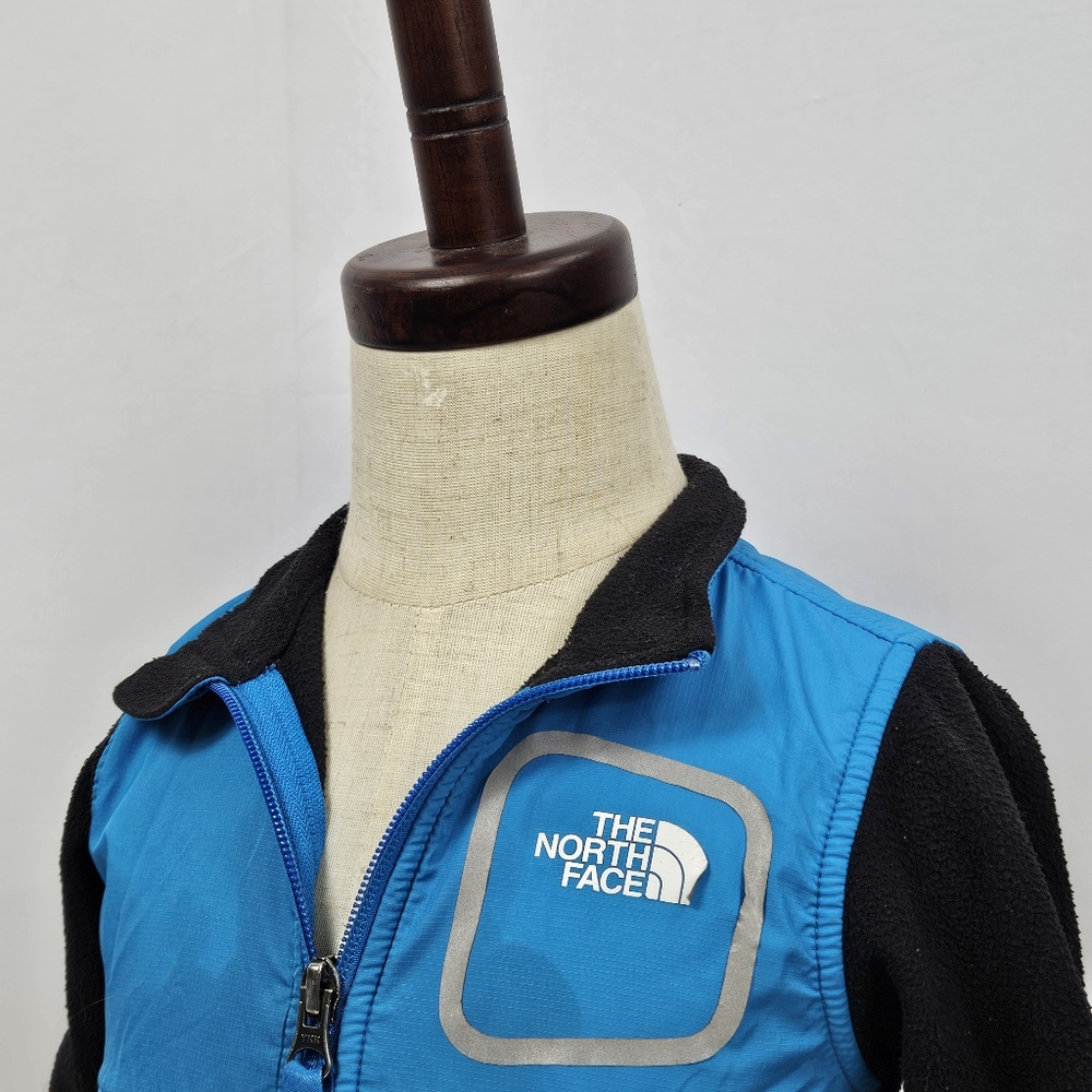 The North Face Denali size 2T fleece jacket - Picture 6 of 15
